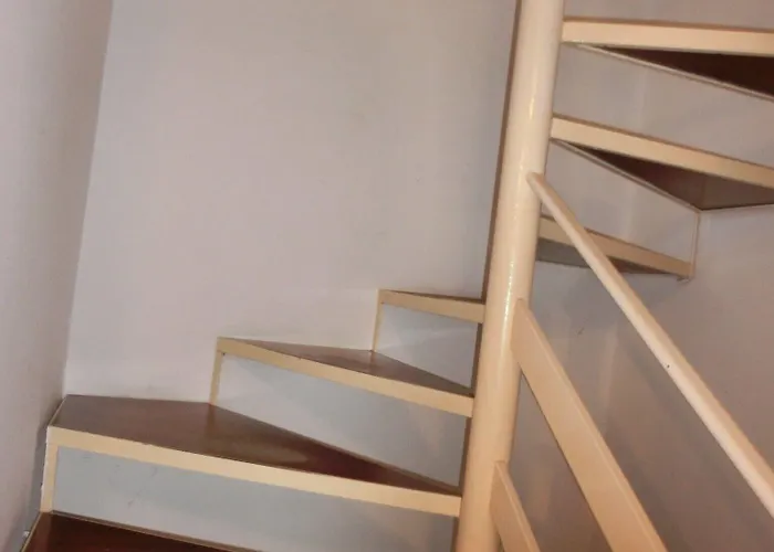 Cozy Flat With Pool Access * Бібіоне