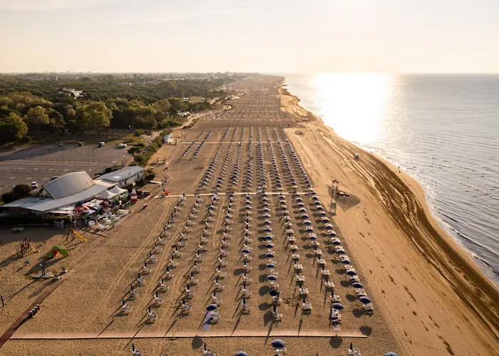 Cozy Flat With Pool Access Bibione