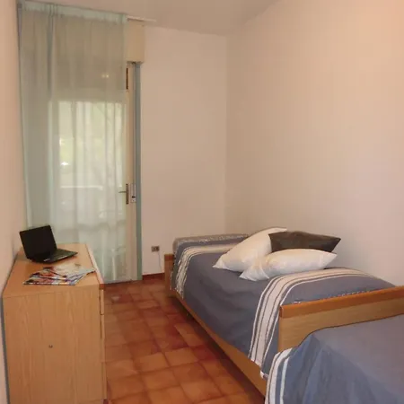 Appartement Two Story House With Enclosed Garden *